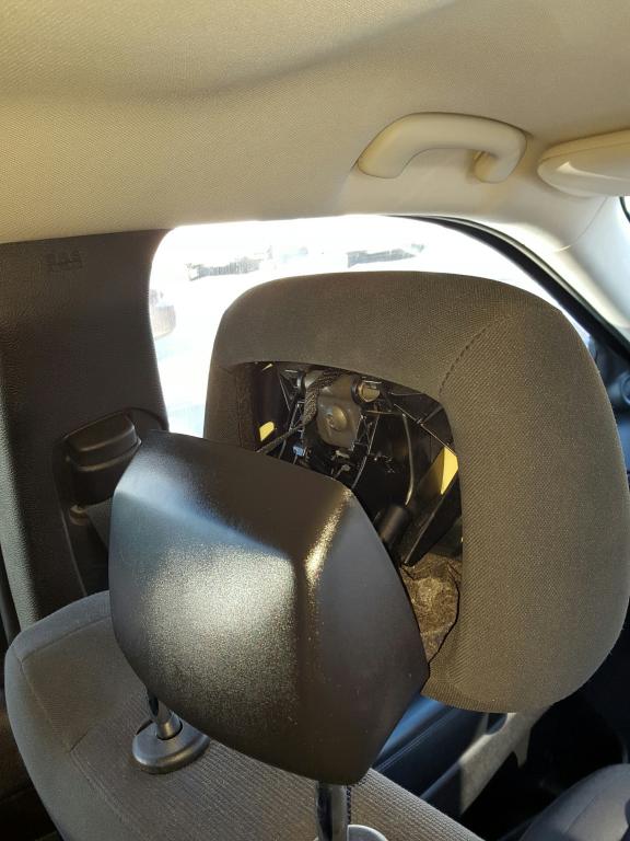 2013 Jeep Grand Cherokee Headrest Detached While Driving: 2 Complaints