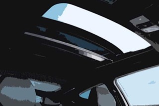 An illustrated interior view of the panoramic sunroof.