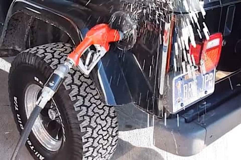 Fuel spraying out during a fill-up