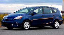 Toyota Recalls 625,000 Prius v Hybrids That Can Stall