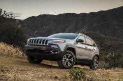 Chrysler Recalls 2014 Jeep Cherokees For Transmission Problems