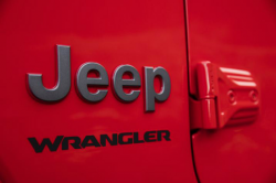 Chrysler Recalls 2018 Jeep Wranglers For Seat Problems