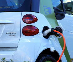 Owning An Electric Car Is More Expensive Than a Gas-Powered Vehicle