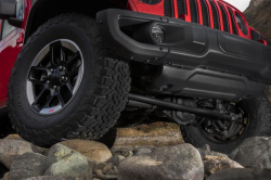 Jeep Wrangler Recall: Track Bar Brackets Separate From Frames