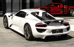 Porsche Recalls 918 Spyders to Replace Lower Control Arms