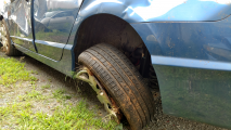 wheel problem/bolt or bearing defect