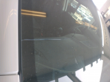 windshield easily cracks