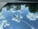 windshield cracking