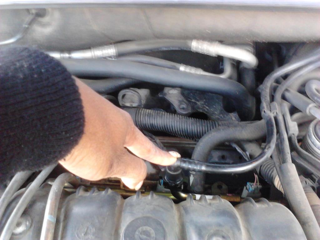 2002 Buick Lesabre Fuel Line Leaks Where It Connects To The Engine Carcomplaints Com