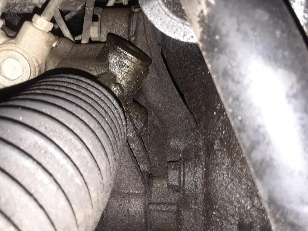 2012 Honda Accord Leak From Power Steering Rack: 4 Complaints