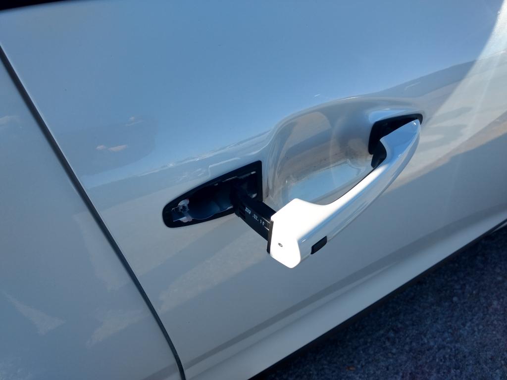2017 Kia Niro Door Handle Broke Off Carcomplaints Com
