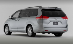 Toyota Recalls 510,000 Minivans and Sedans