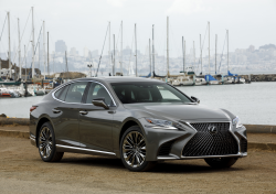 Recall: Lexus LS 500/500h Cars With Run-Flat Tires