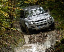Recall: Land Rover Defenders May Stall Without Warning