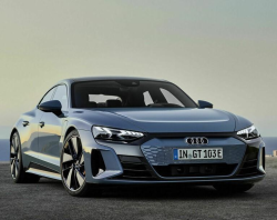 Audi Says e-tron Battery Recall Lawsuit Fails to Plead Facts