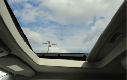 Chrysler Leaking Sunroof Lawsuit Still Alive