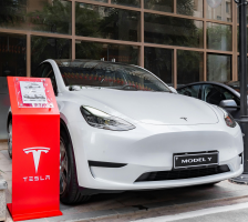 Clyde Leach Tesla Unintended Acceleration Lawsuit Settled
