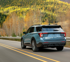 Ford Recalls 213,000 Explorer and Lincoln Aviator SUVs