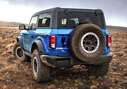 Ford Recalls 174,000 Broncos Over Loose Front Seats