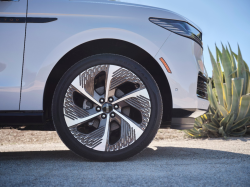 Ford Brake Fluid Leaks Cause Expedition and Lincoln Navigator Recall