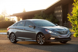 Hyundai Recalls 978,000 Sonata and Sonata Hybrids