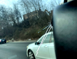 Jeep Windshield Lawsuit Alleges Glass Cracks and Breaks