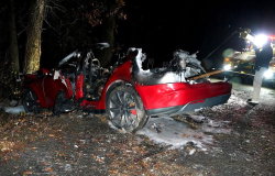 Lawsuit: Jeffrey and Michelle Bauer Died From Tesla Model S Defects