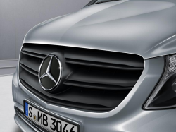 Mercedes Recalls 52,000 Right-Hand-Drive Metris Vans