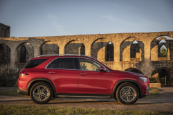 Mercedes Class Action Lawsuit Filed Over GLE 450 SUVs