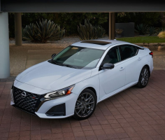 Nissan Recalls Altimas Over Frontal Airbag Failures