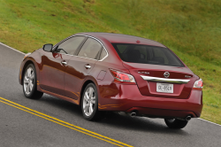 Nissan Altima Rear Lower Control Arms Investigated in Canada