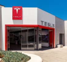 Tesla Autopilot Lawsuit Filed in Death of William A. Hensley