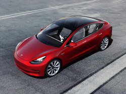 Recall: Tesla Vehicles Have Seat Belt and Camera Problems