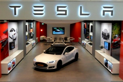 Tesla Regenerative Braking Lawsuit Says Systems Are Dangerous