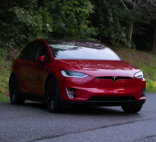 Tesla Sudden Acceleration Should Be Investigated, Alleges Petition